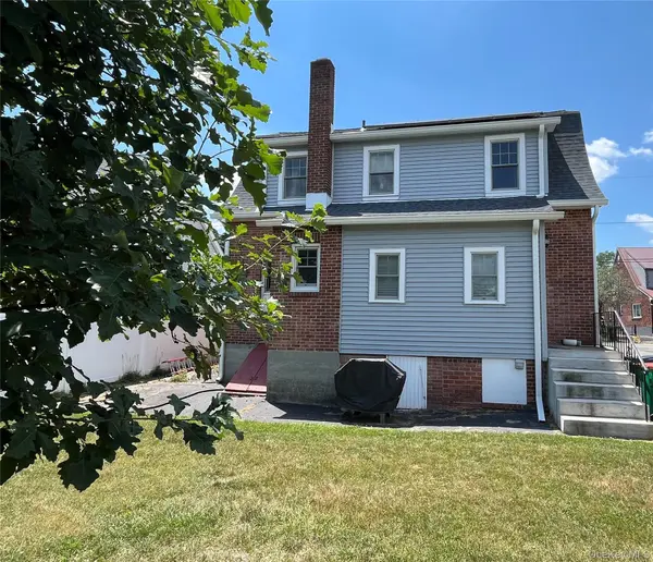 10 Vine ST, Beacon, NY 12508
