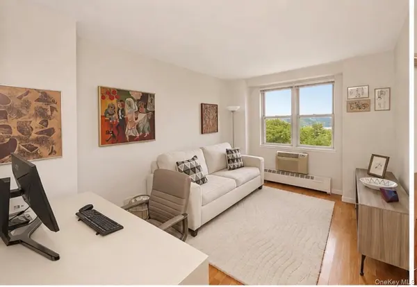 5900 Arlington AVE #4B, Bronx, NY 10471