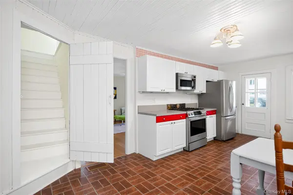 6 Oxford AVE, Shelter Island, NY 11964