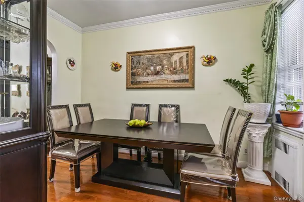 157 E 49th ST, Brooklyn, NY 11203
