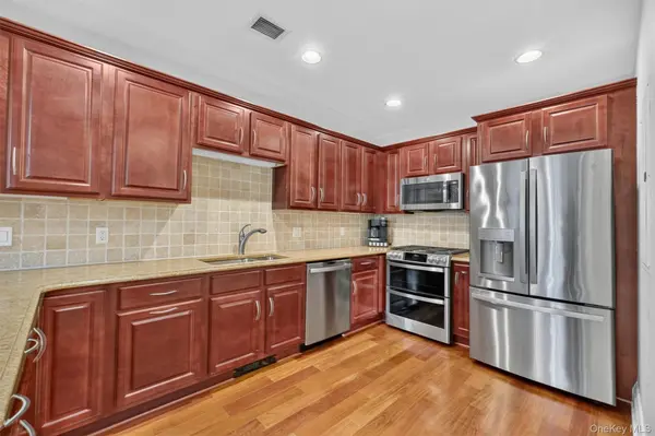 436 Trump PARK, Shrub Oak, NY 10588