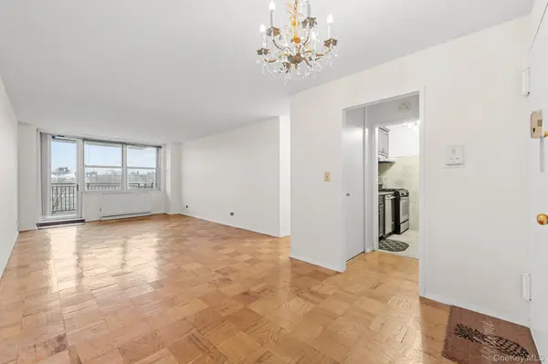 4140 Union ST #6R, Flushing, NY 11355