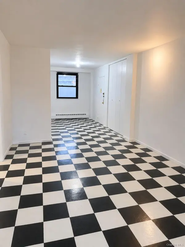 61-55 98th ST #14F, Rego Park, NY 11374