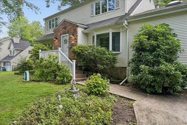 32 Carolina DR, New City, NY 10956