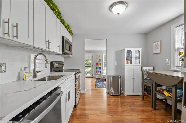 1347 Peters BLVD, Bay Shore, NY 11706