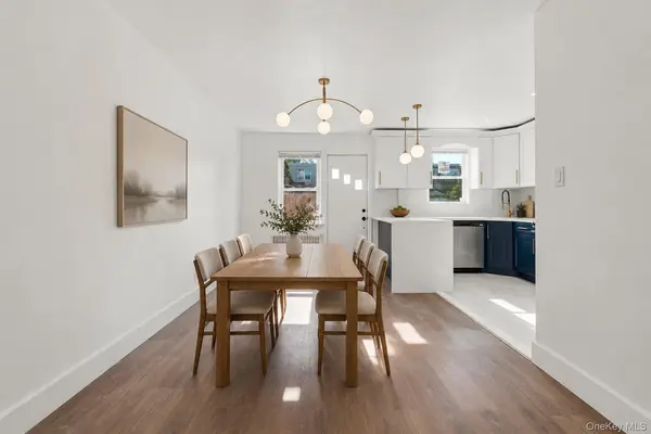 65-40 79th ST, Middle Village, NY 11379