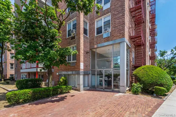 3425 150th Pl #1B, Flushing, NY 11354
