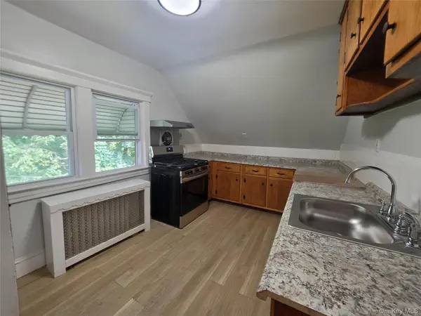 81 Waring Place #3, Yonkers, NY 10703