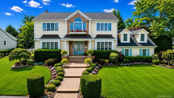 150 Harborview DR, Massapequa, NY 11758