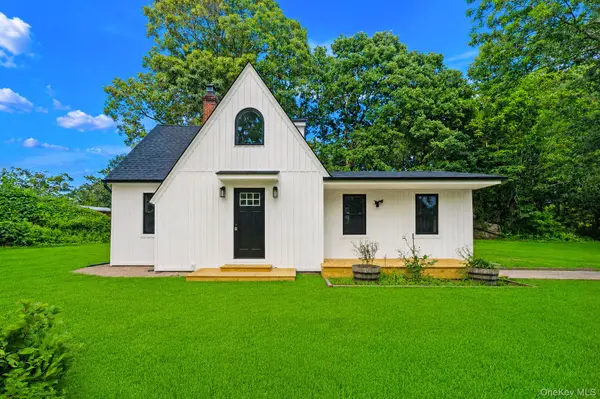 137 Elder DR, Mastic Beach, NY 11951