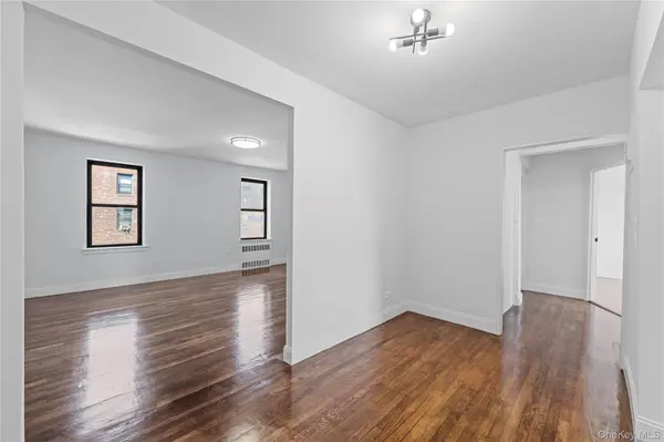 37-26 87th ST #5F, Jackson Heights, NY 11372