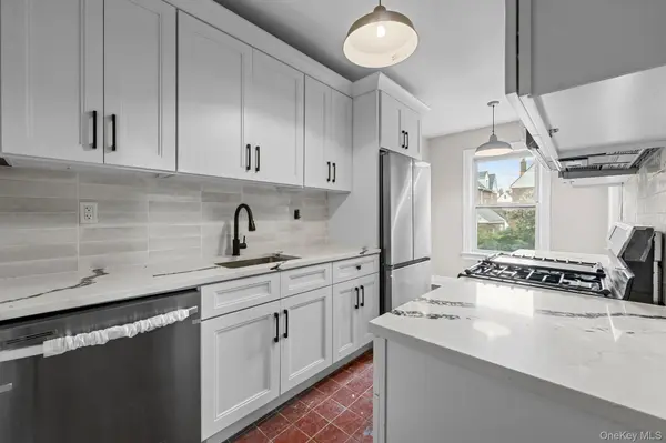 13314 Francis Lewis BLVD, Laurelton, NY 11413