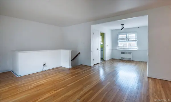 225-24 Manor RD #814, Queens Village, NY 11427