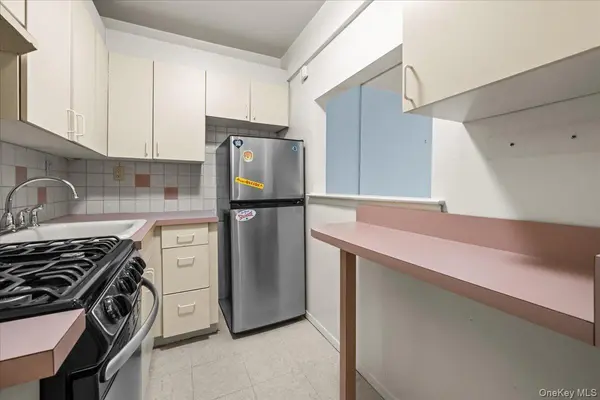 3030 Johnson AVE #3D, Bronx, NY 10463