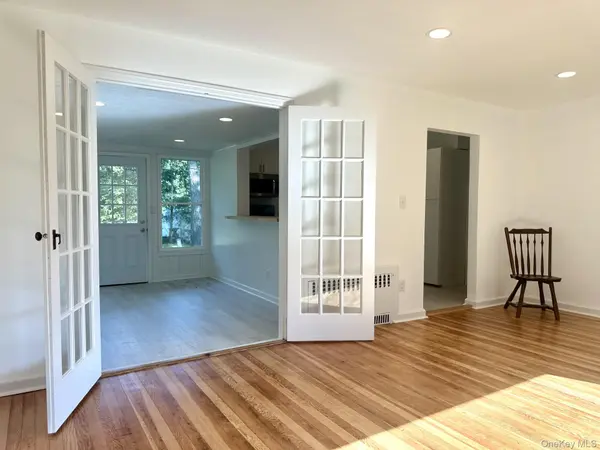 257 Union AVE, East Patchogue, NY 11772