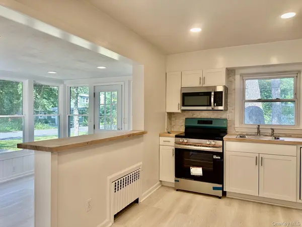 257 Union AVE, East Patchogue, NY 11772