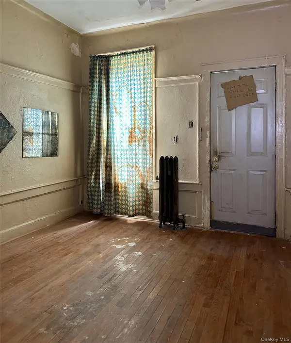Address not disclosed, Brooklyn, NY 11207