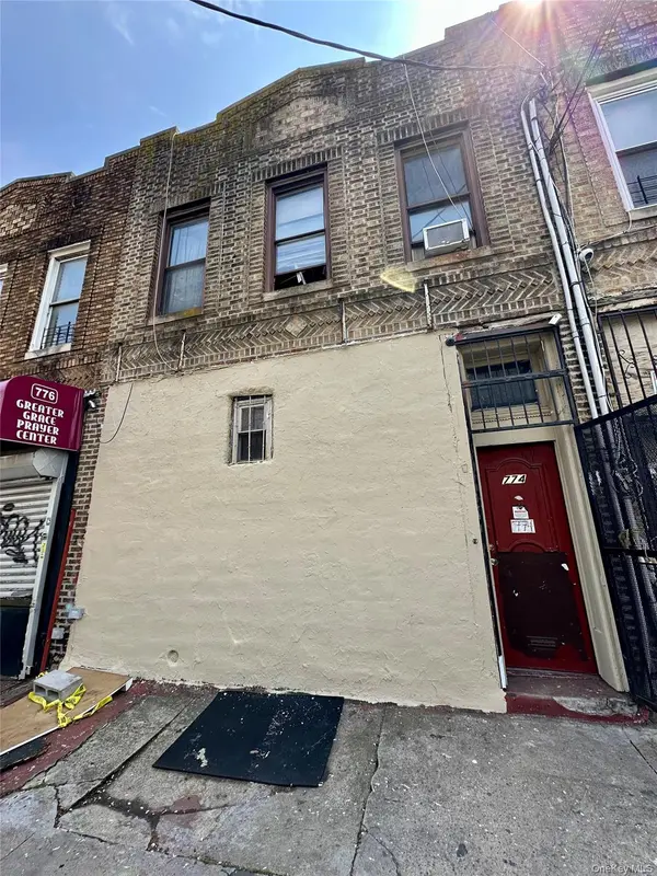 Brooklyn, NY 11207