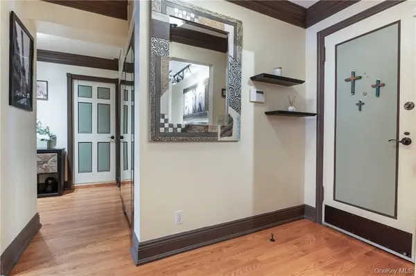 10 Nosband AVE #1C, White Plains, NY 10605