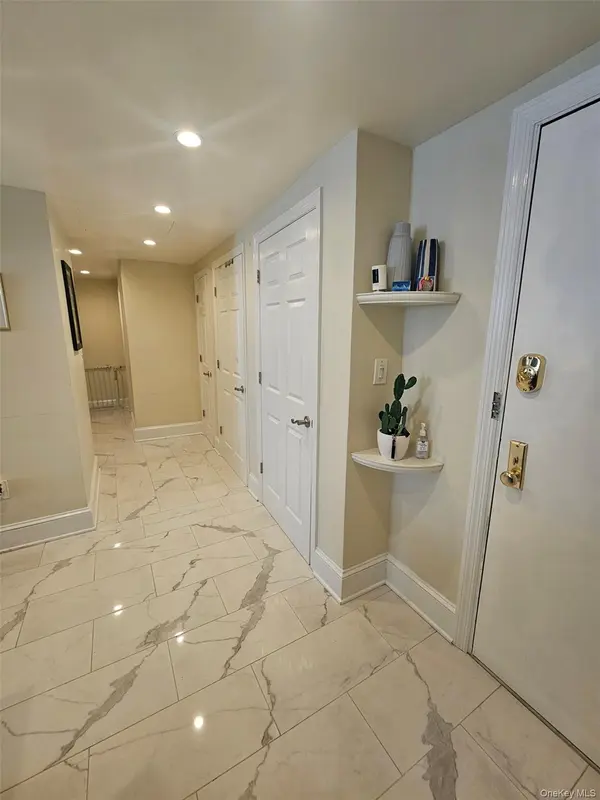 250 North Broadway #LB2, Yonkers, NY 10701