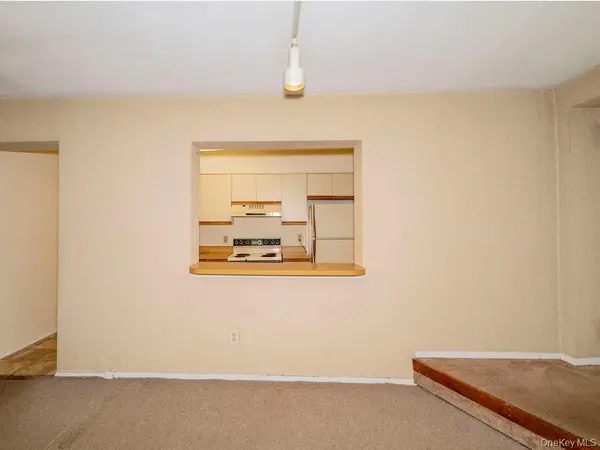 1337 Broadway #L10, Hewlett, NY 11557