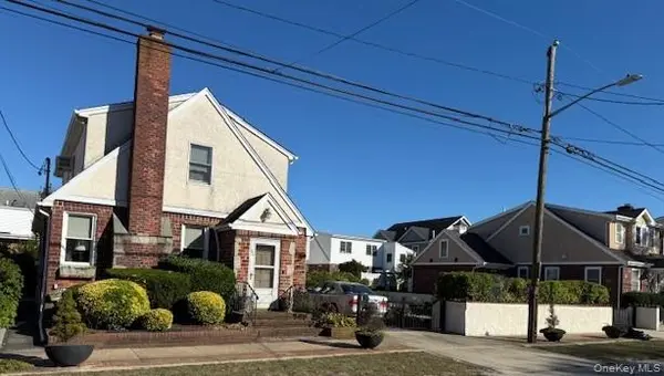 86 Lynbrook AVE, Point Lookout, NY 11569