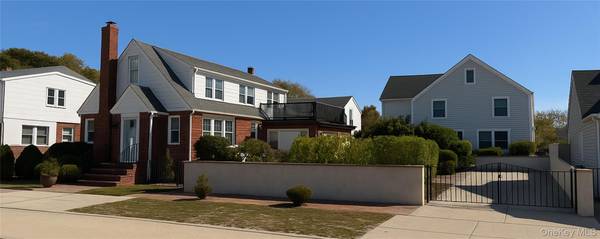 86 Lynbrook AVE, Point Lookout, NY 11569