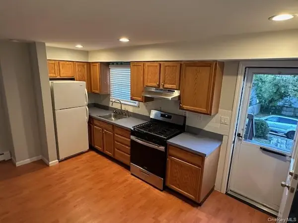 44 1/2 Avenue A #Rear, Port Washington, NY 11050