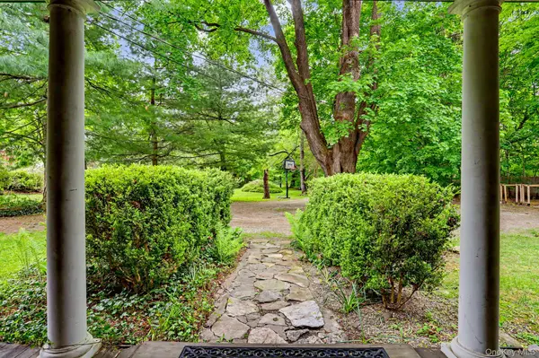 1780 Strawberry RD, Mohegan Lake, NY 10547