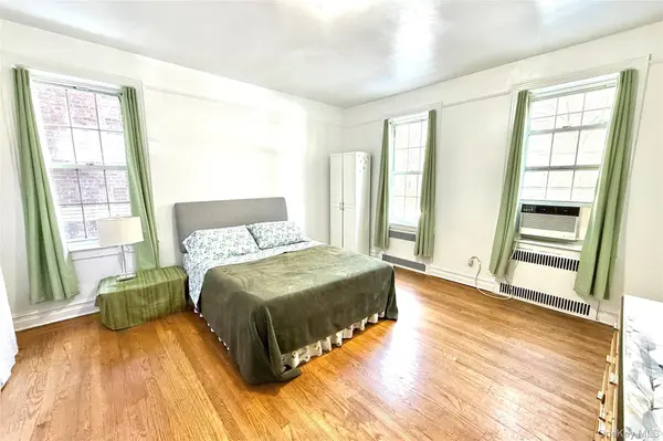 7915 35th AVE #1E, Jackson Heights, NY 11372