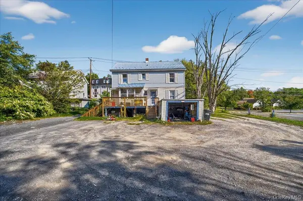 67 Main ST, Bloomingburg, NY 12721