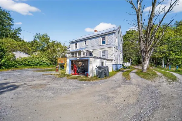 67 Main ST, Bloomingburg, NY 12721