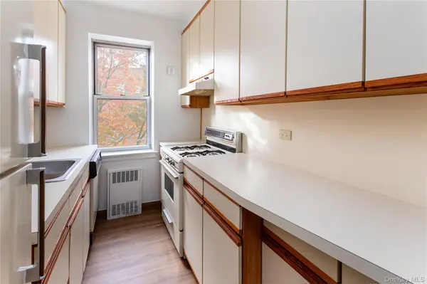 3750 Hudson Manor TER #5DE, Bronx, NY 10463