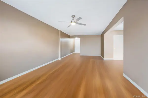 224-24 Union Turnpike #6G, Oakland Gardens, NY 11364
