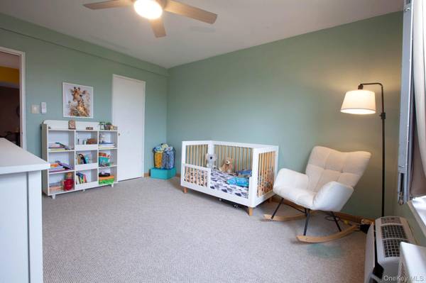 224-24 Union Turnpike #6G, Oakland Gardens, NY 11364