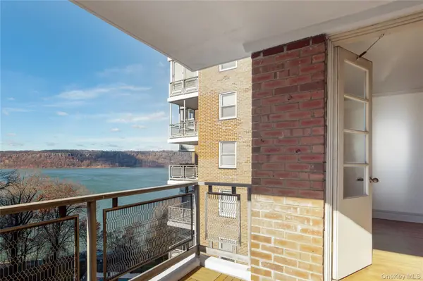 2621 Palisade AVE #4J, Bronx, NY 10463
