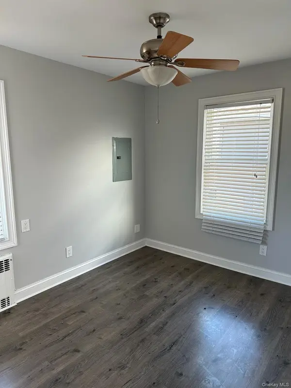 72 Kentucky ST, Long Beach, NY 11561