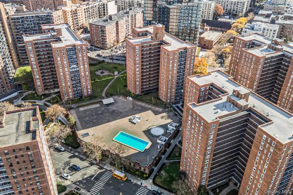 97-40 62nd Drive #8D, Rego Park, NY 11374
