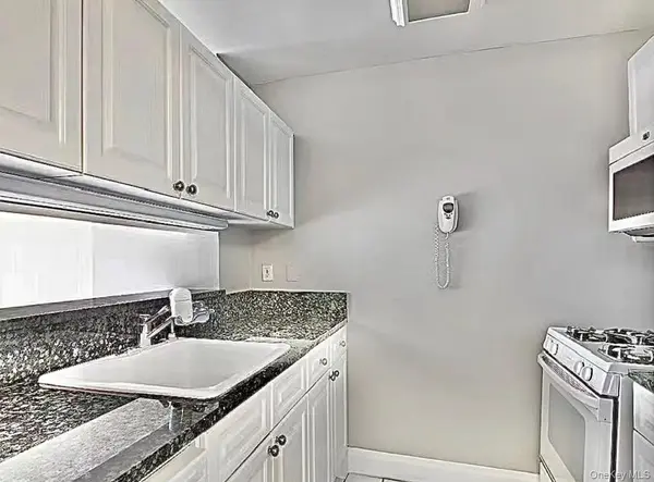 404 E 76th ST #19C, New York (manhattan), NY 10021