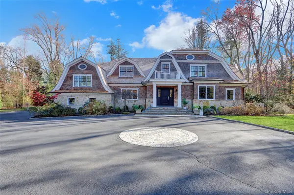 119 Wheatley RD, Old Westbury, NY 11568