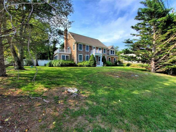 1000 Rambler RD, Southold, NY 11971