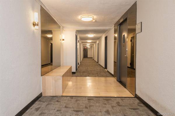 25 Franklin AVE #6K, White Plains, NY 10601