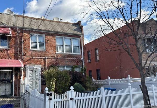 743 Warwick ST, Brooklyn, NY 11207