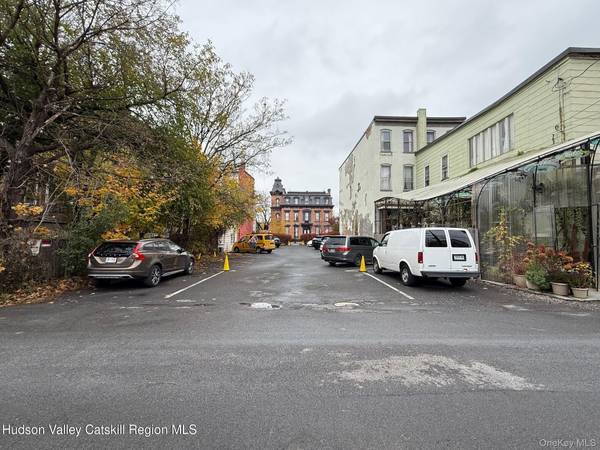 411 Warren ST, Hudson, NY 12534