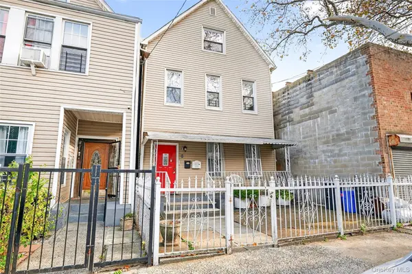 372 Bronx Park AVE, Bronx, NY 10460