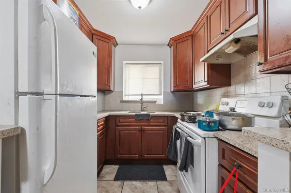 1679 Unionport RD, Bronx, NY 10462