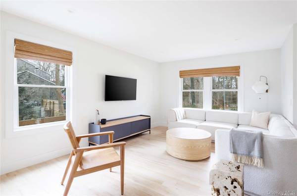 1700 Cedar DR, Southold, NY 11971