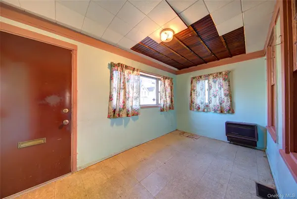 89-10 121st ST, Richmond Hill, NY 11418