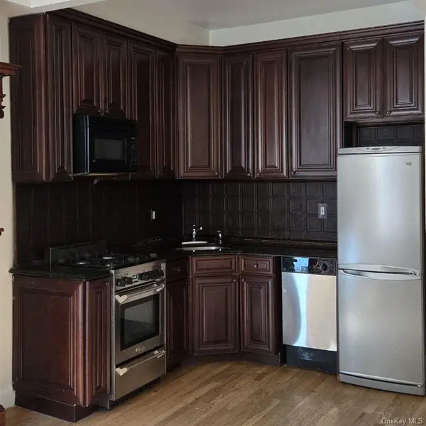 235 W 137th ST #1F, New York (manhattan), NY 10030