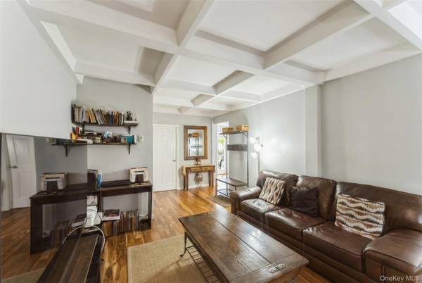 149-32 Union TPKE #24-A, Briarwood, NY 11435